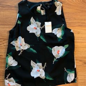 Banana republic blouse with button down back